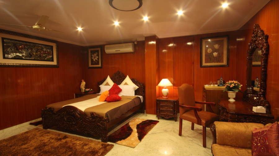 Hotel Pigeon International บังกาลอร์ ภายนอก รูปภาพ