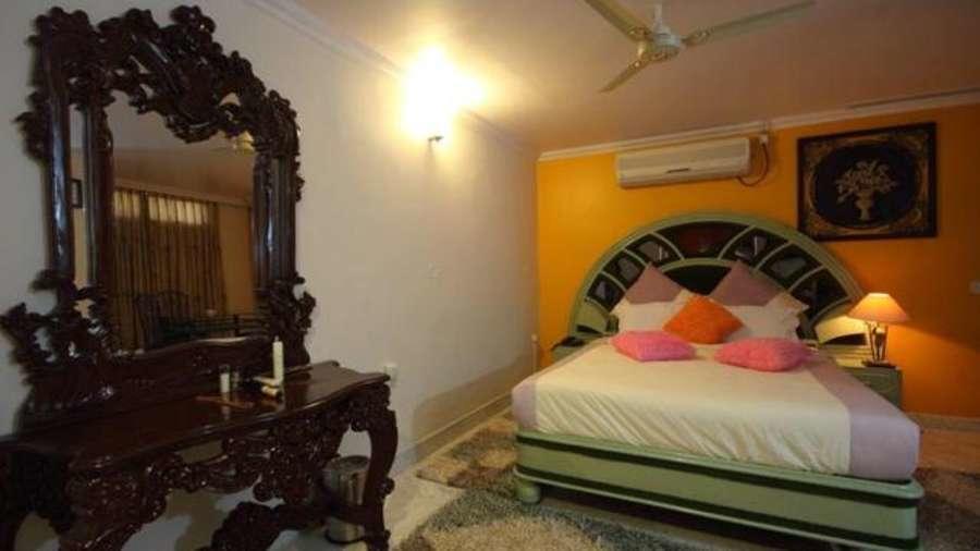 Hotel Pigeon International บังกาลอร์ ภายนอก รูปภาพ